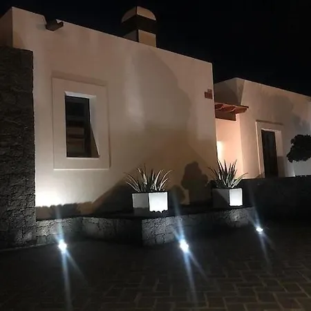 Belvilla By Oyo A, Cleaning Included Nyaraló Playa Blanca